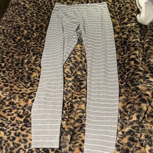 Old navy size small leggings